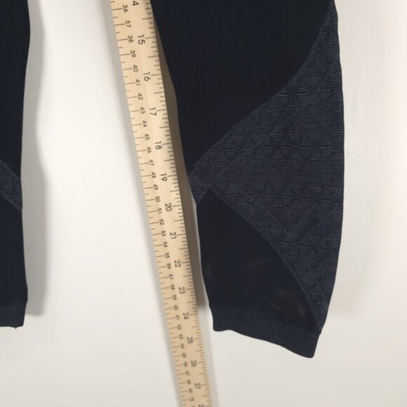 NWT SPANX Look At Me‎ Now Indigo Sky Seamless Moto Legging 50200R Size S - Picture 11 of 12